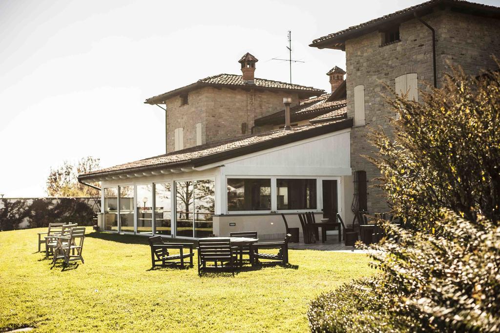 Azienda Agrituristica Alcastle Montabone Exterior photo