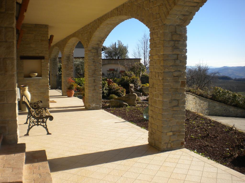 Azienda Agrituristica Alcastle Montabone Exterior photo